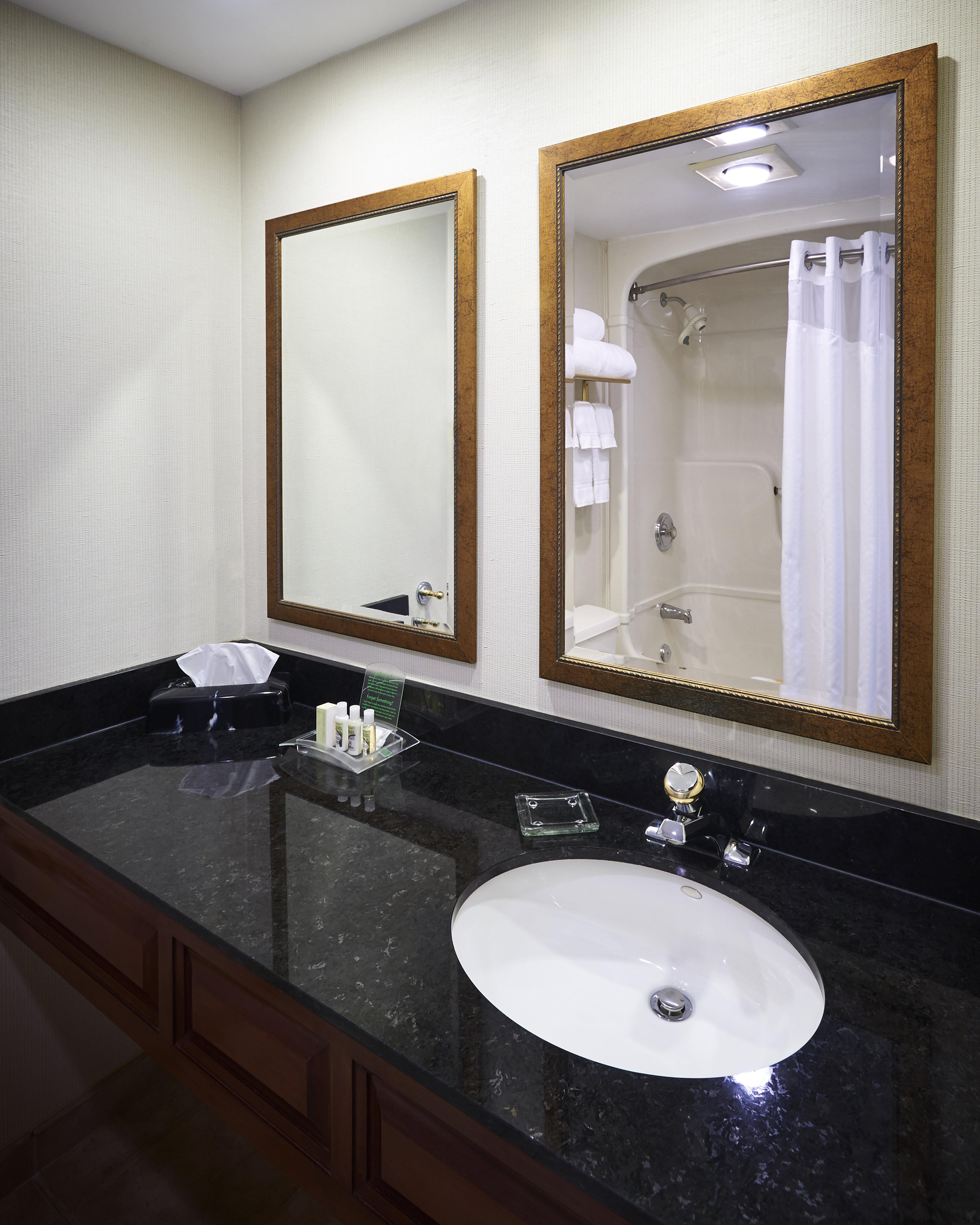 Holiday Inn & Suites Oakville At Bronte By Ihg Eksteriør bilde
